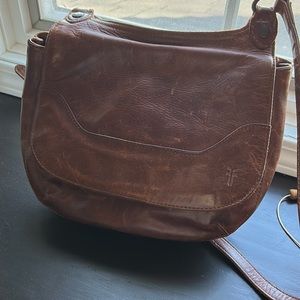 Frye Melissa saddle crossbody bag in cognac